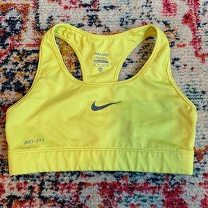 NIKE SPORTS BRA